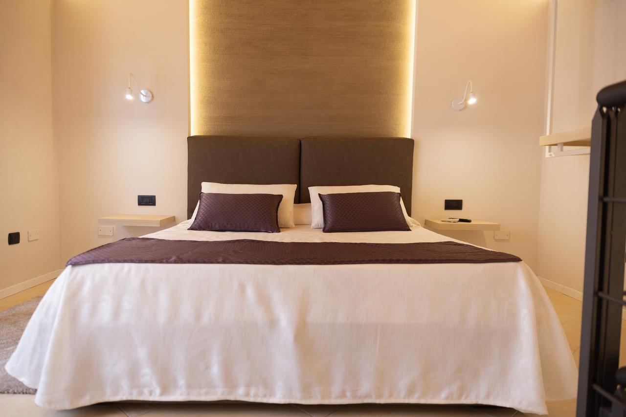 Suite Cavour - Suntripsicily Riposto Bagian luar foto